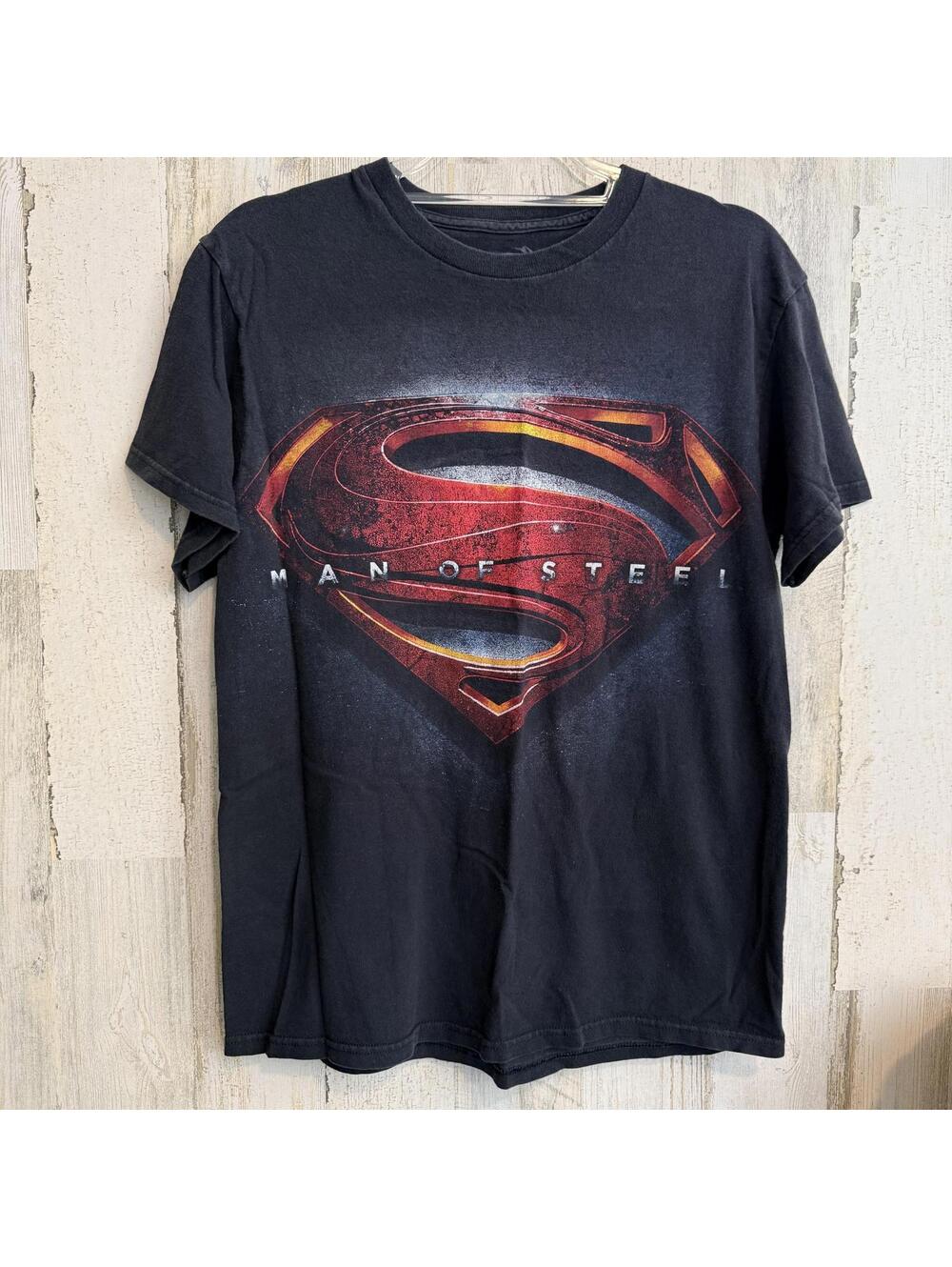 DC Comics Superman Men Medium Black Graphic Tee Man of Steel